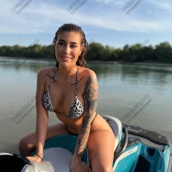 IsabelleF transz szexpartner 25 éves