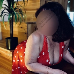 Tímeád transz szexpartner 34 éves
