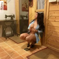 Alina transz szexpartner 22 éves